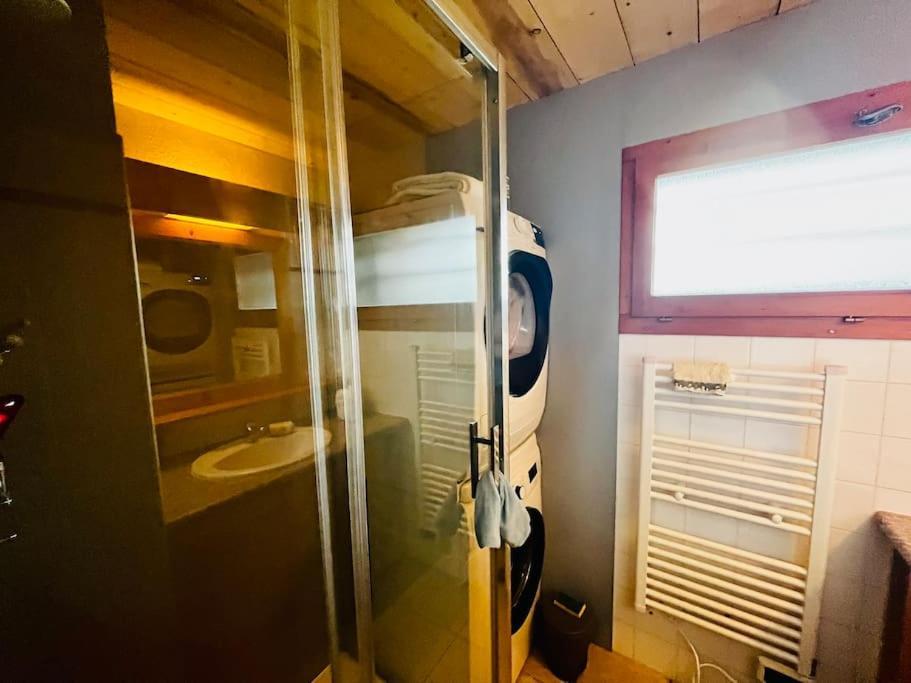 Appartement Au Pied Des Pistes Комблу Экстерьер фото