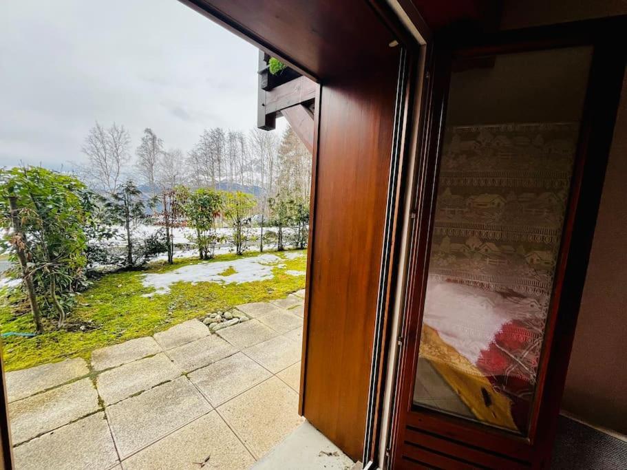 Appartement Au Pied Des Pistes Комблу Экстерьер фото